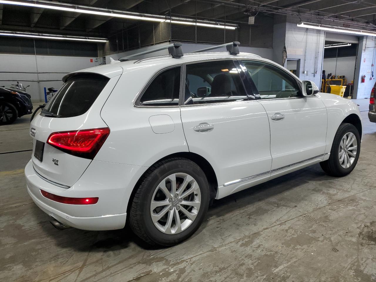 2015 AUDI Q5