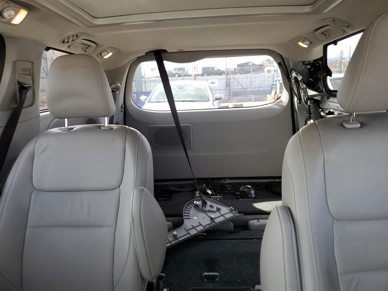 2019 TOYOTA SIENNA