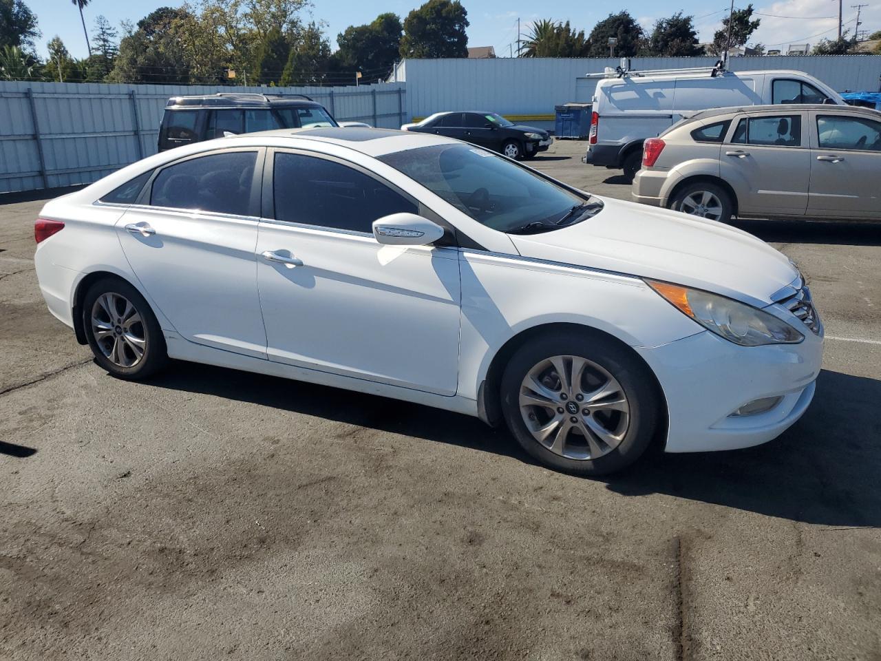 2013 HYUNDAI SONATA