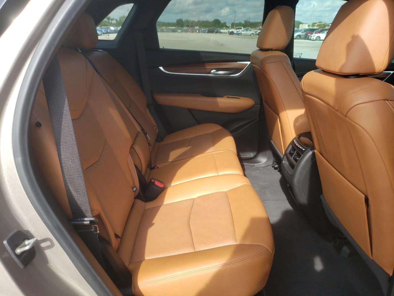 2022 CADILLAC XT5