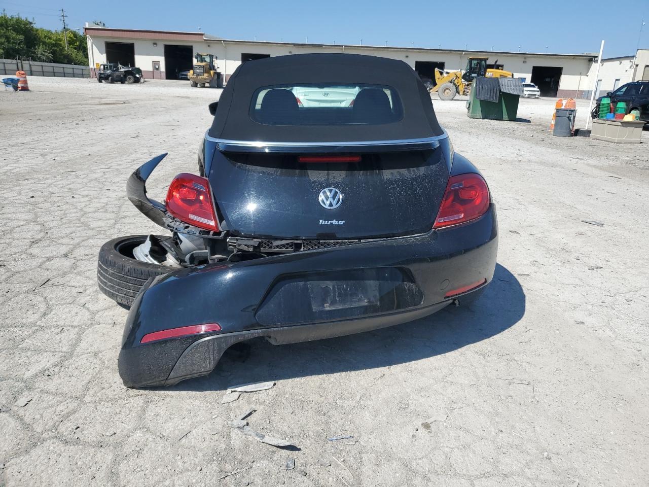 2016 VOLKSWAGEN Beetle