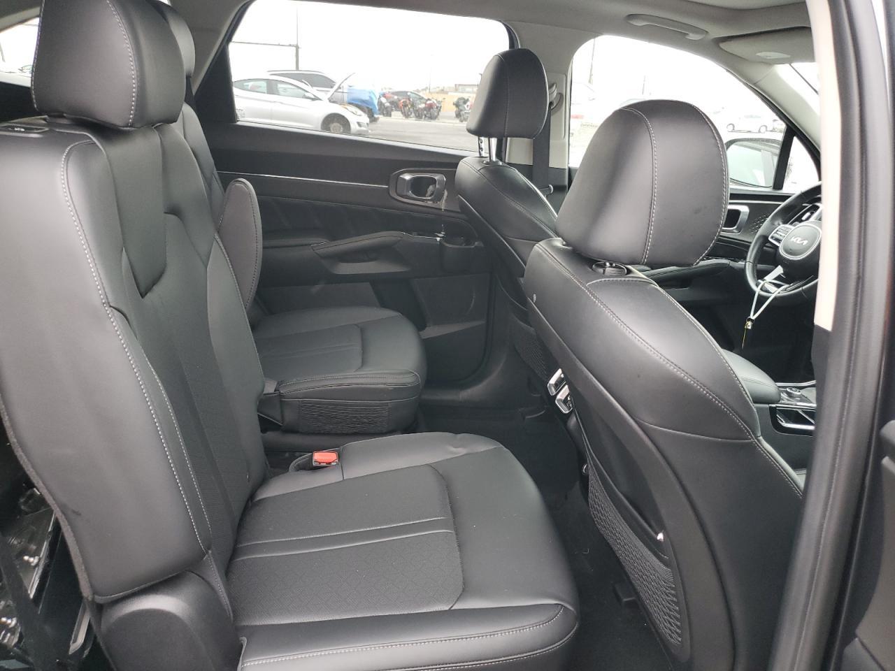 2023 KIA SORENTO