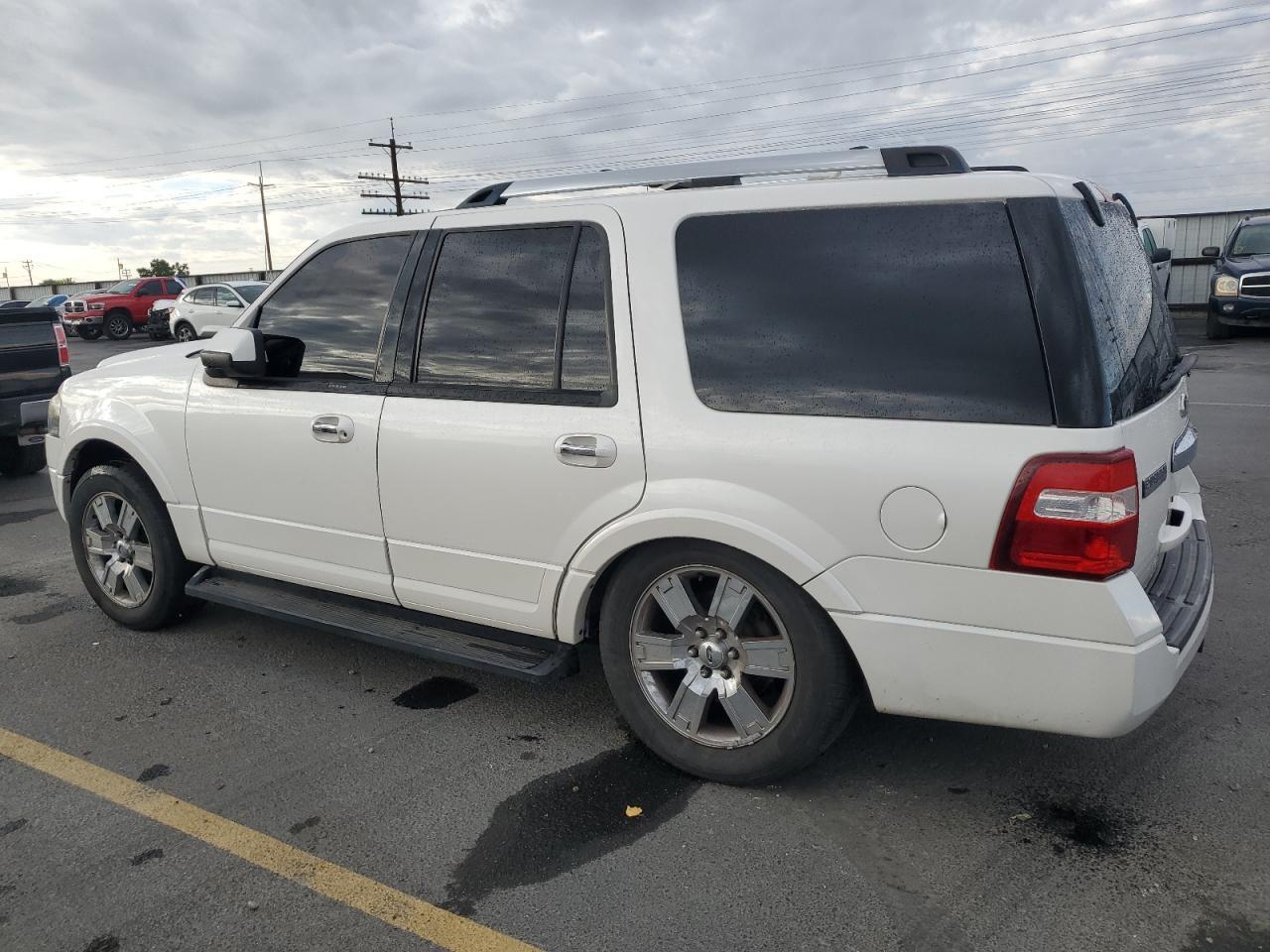 2010 FORD Expedition
