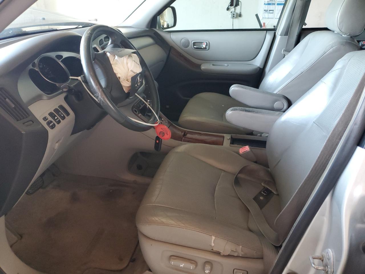 2005 TOYOTA HIGHLANDER