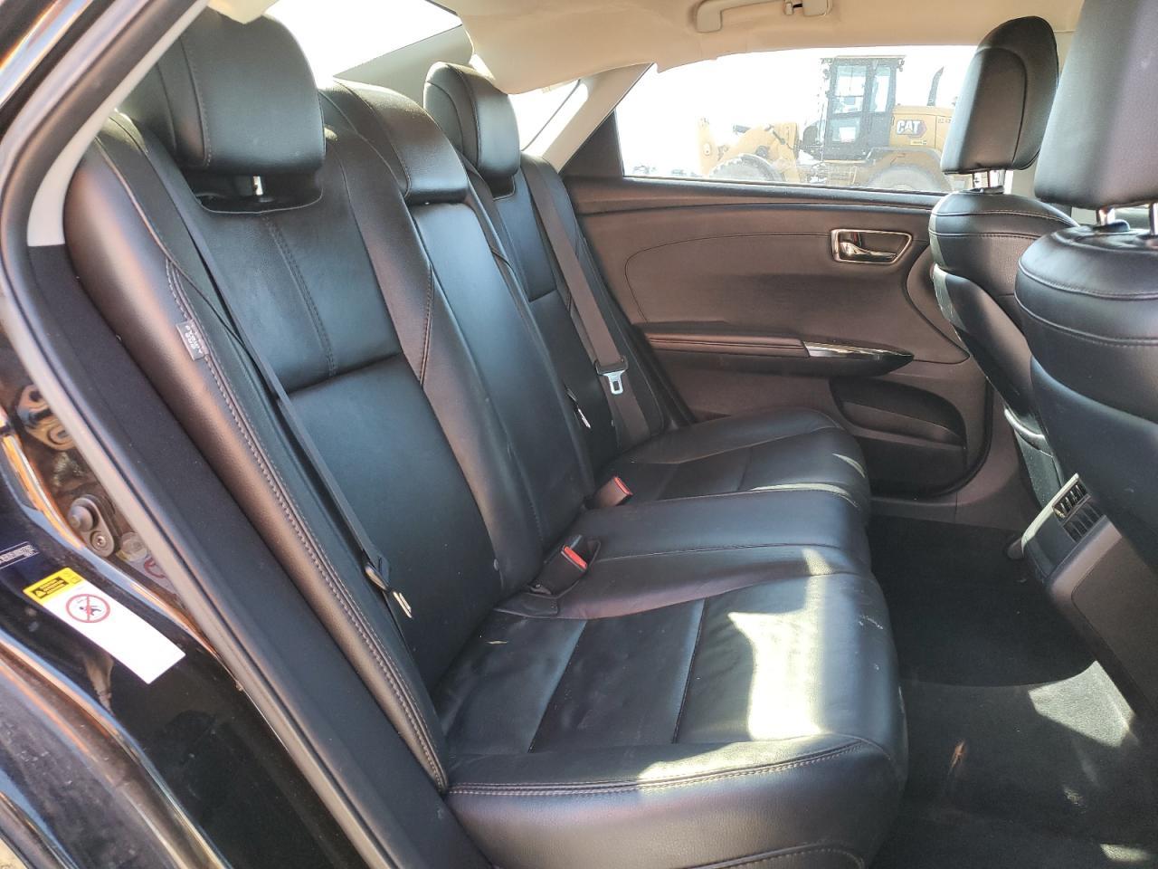 2014 TOYOTA Avalon