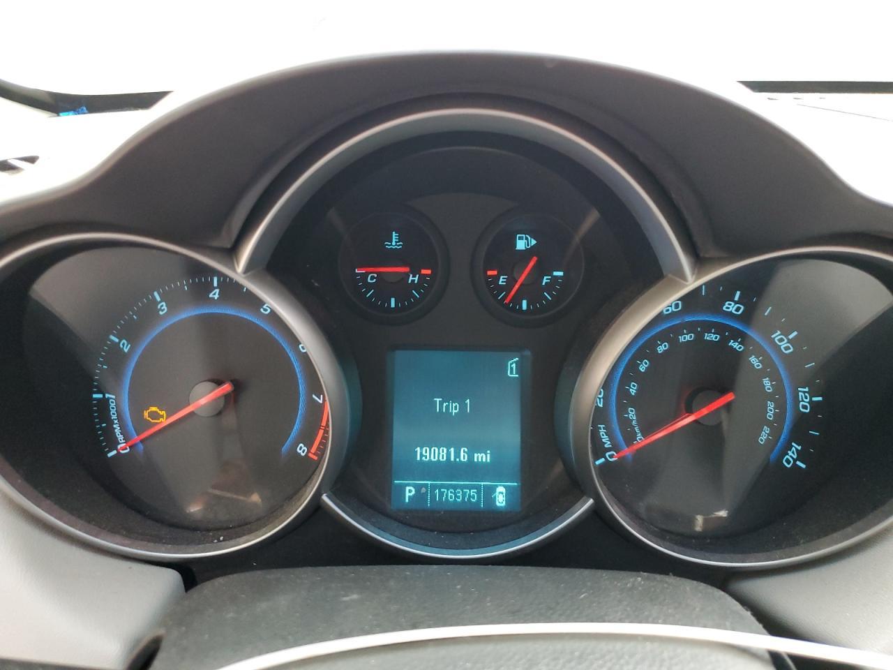 2011 CHEVROLET CRUZE