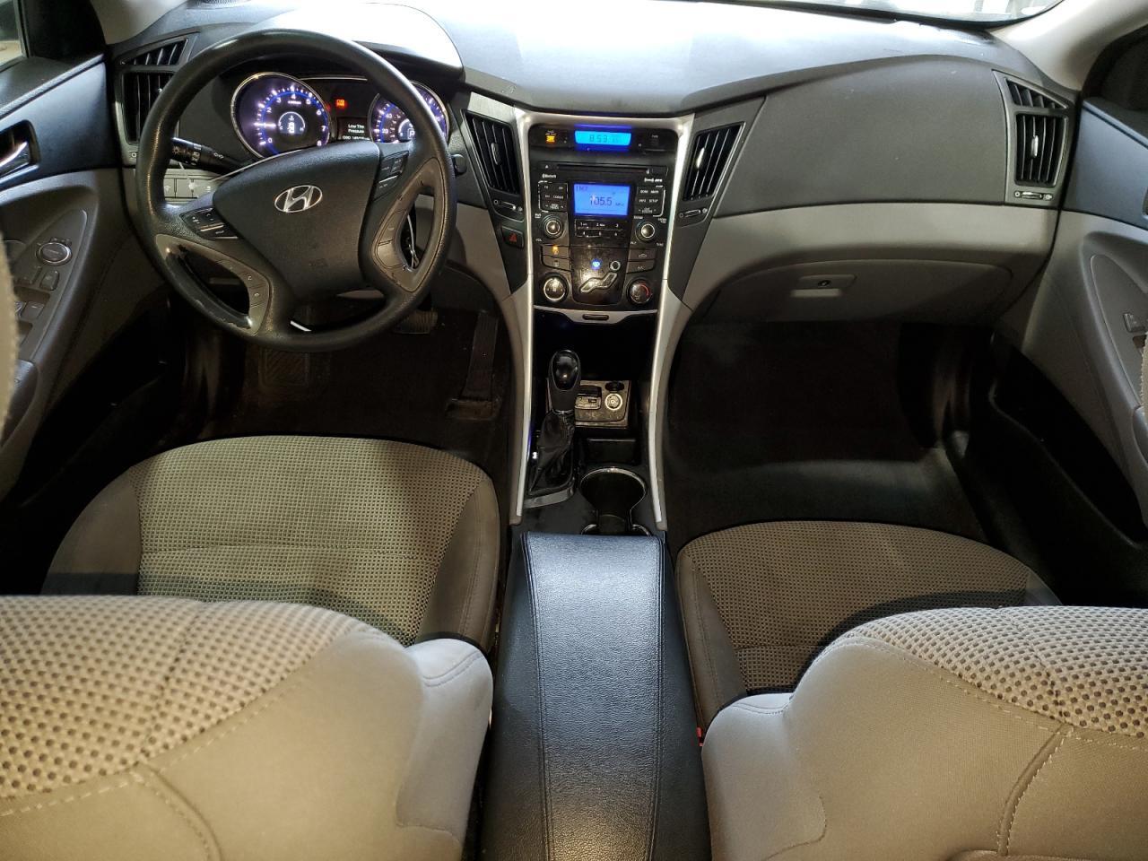 2011 HYUNDAI SONATA