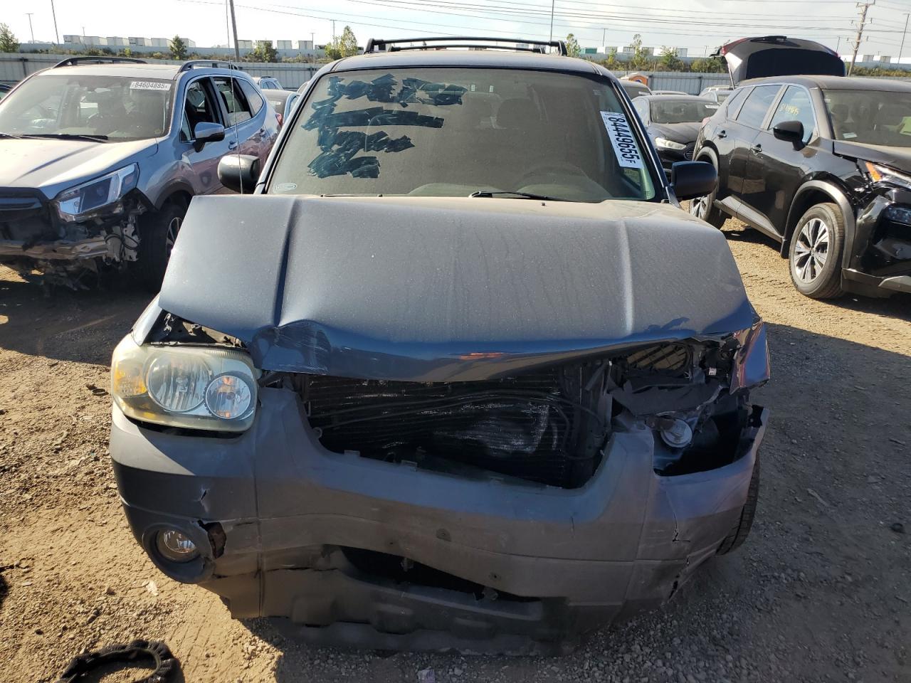 2005 FORD ESCAPE