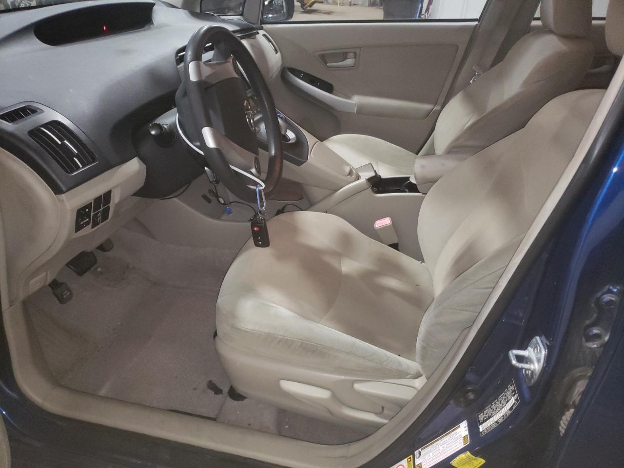 2011 TOYOTA PRIUS