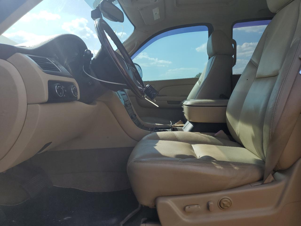 2009 CADILLAC ESCALADE