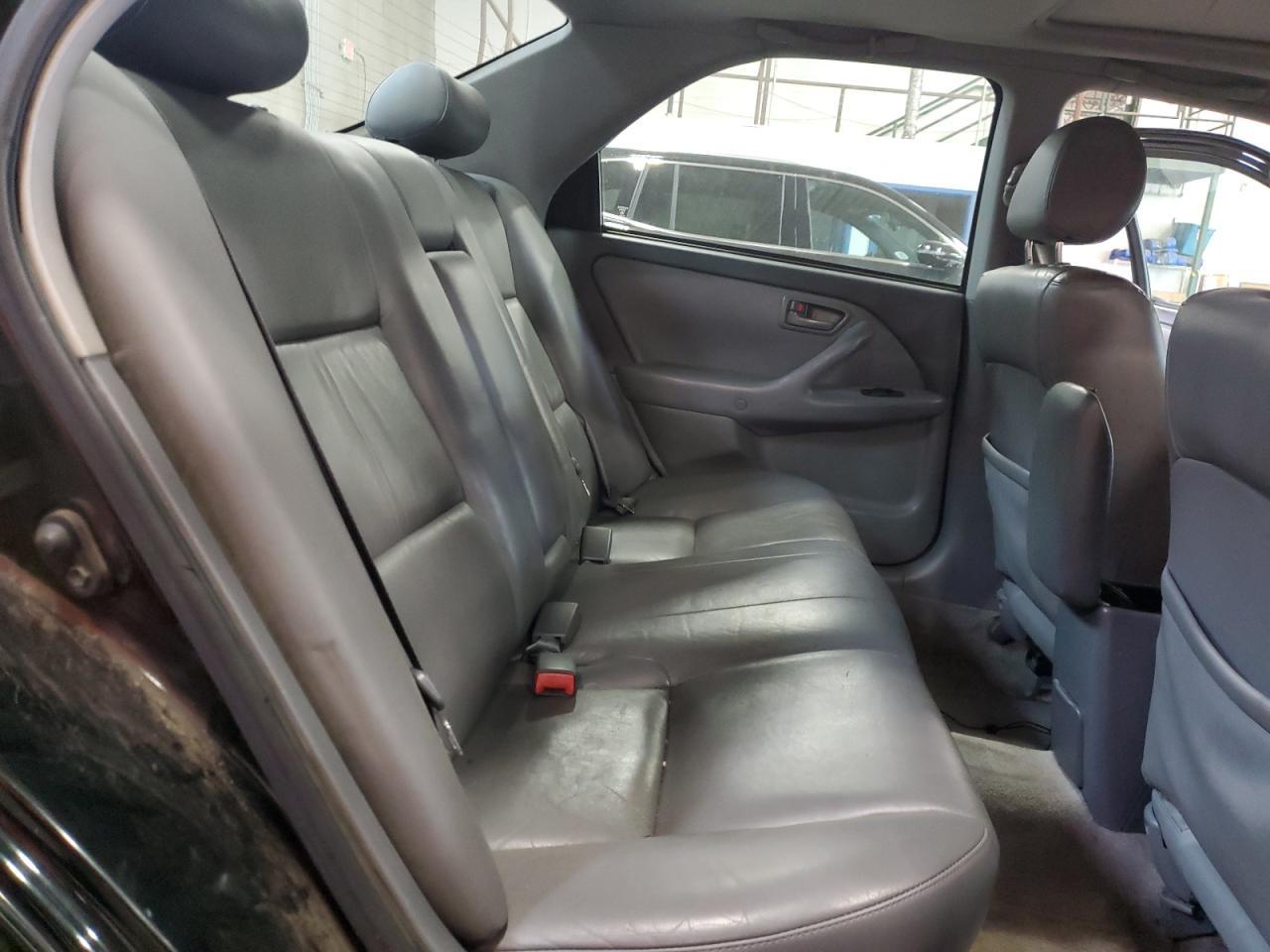2000 TOYOTA CAMRY