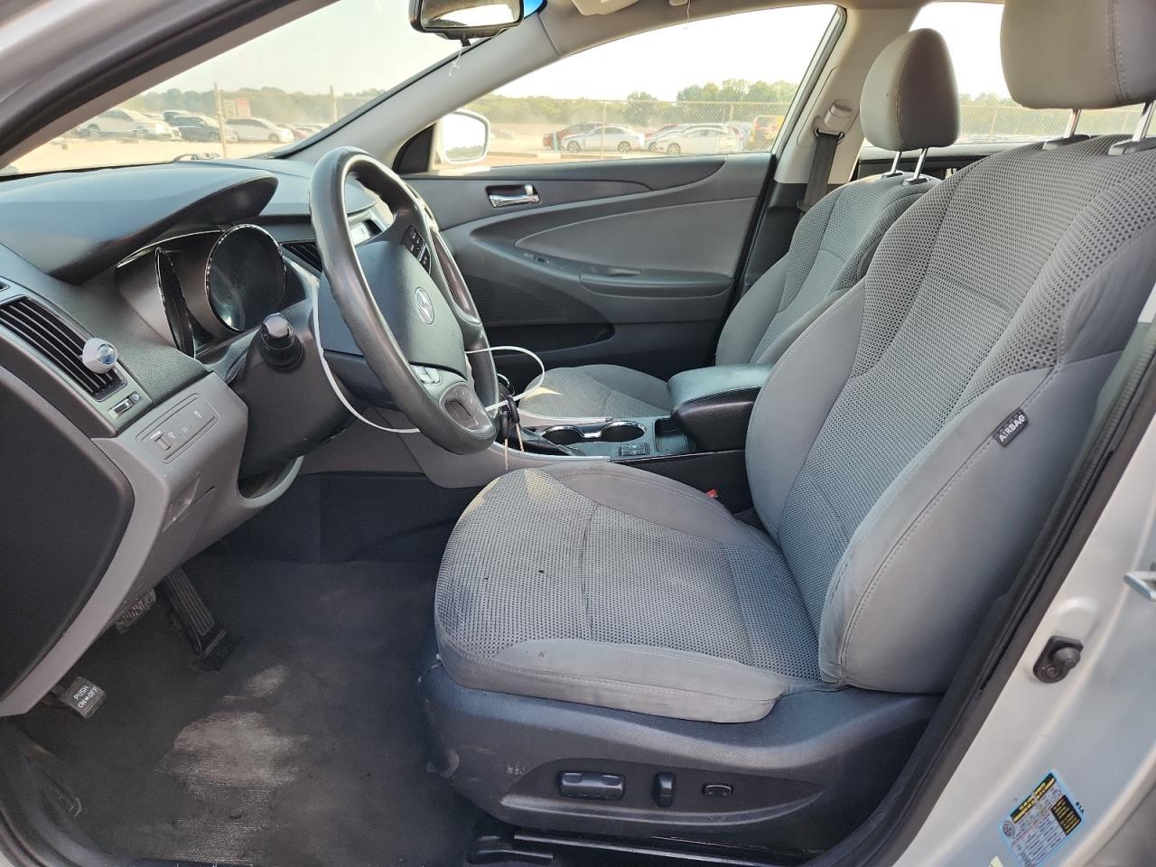 2013 HYUNDAI SONATA