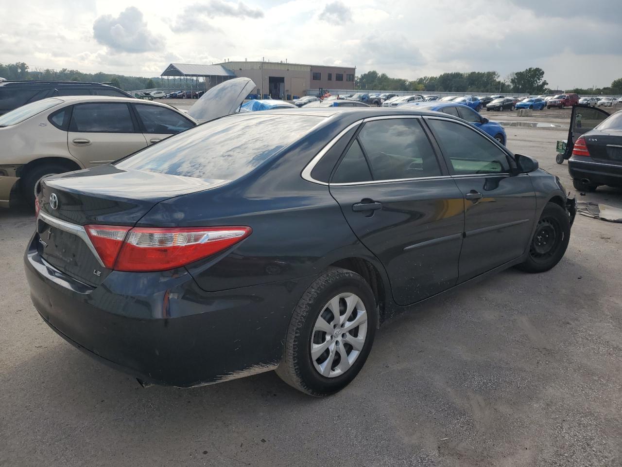 2015 TOYOTA CAMRY