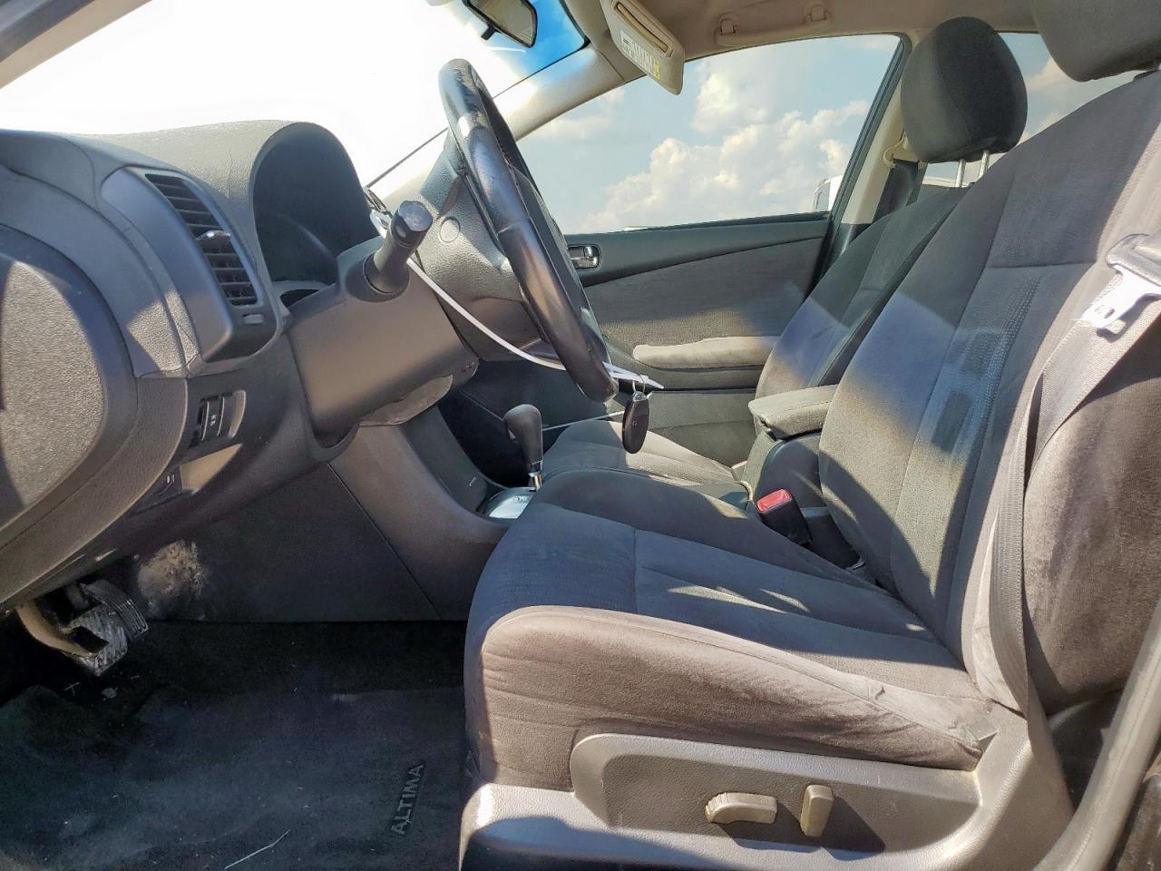 2010 NISSAN ALTIMA