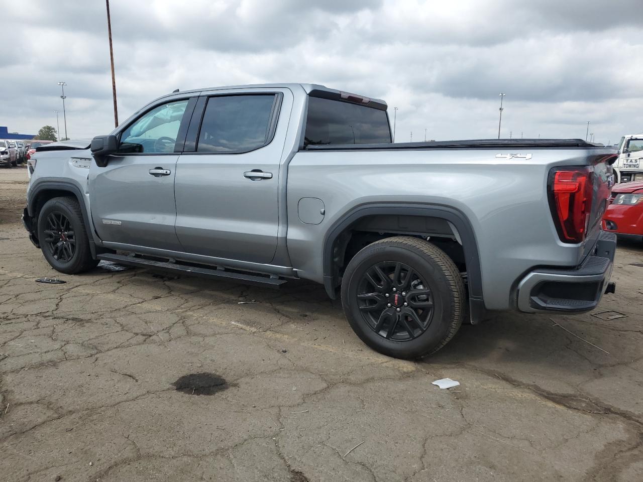 2024 GMC Sierra