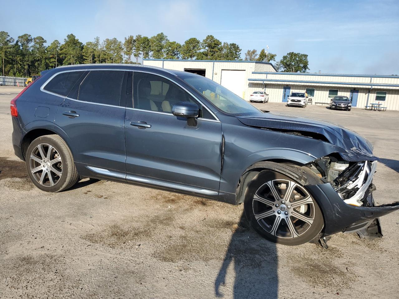 2020 VOLVO XC60