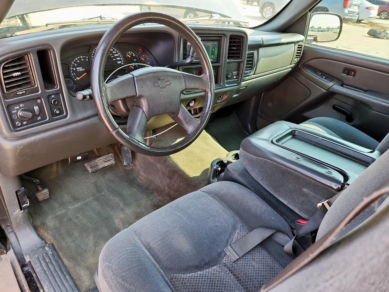2004 CHEVROLET Silverado