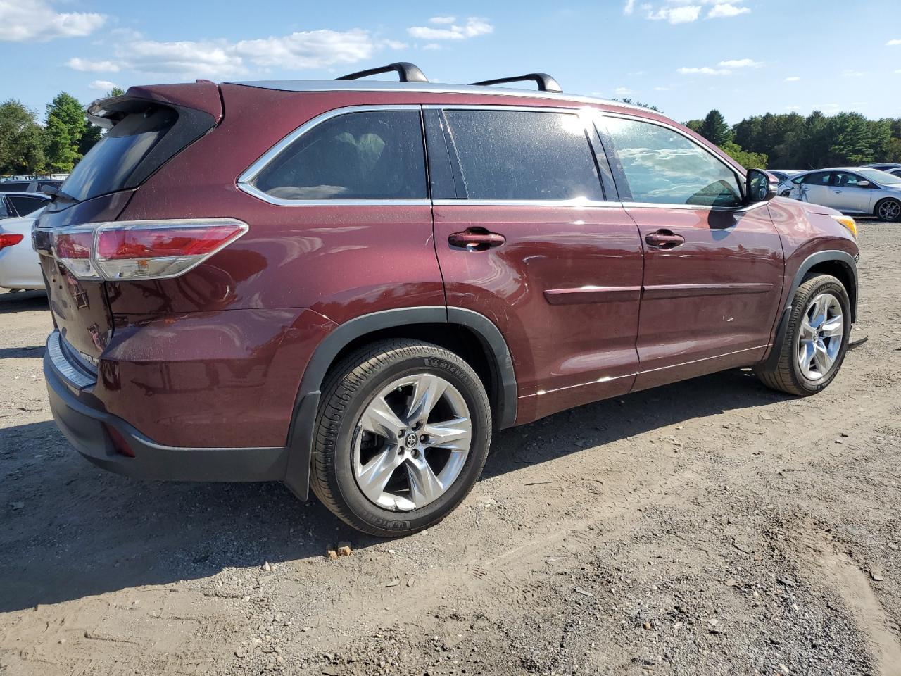 2016 TOYOTA HIGHLANDER
