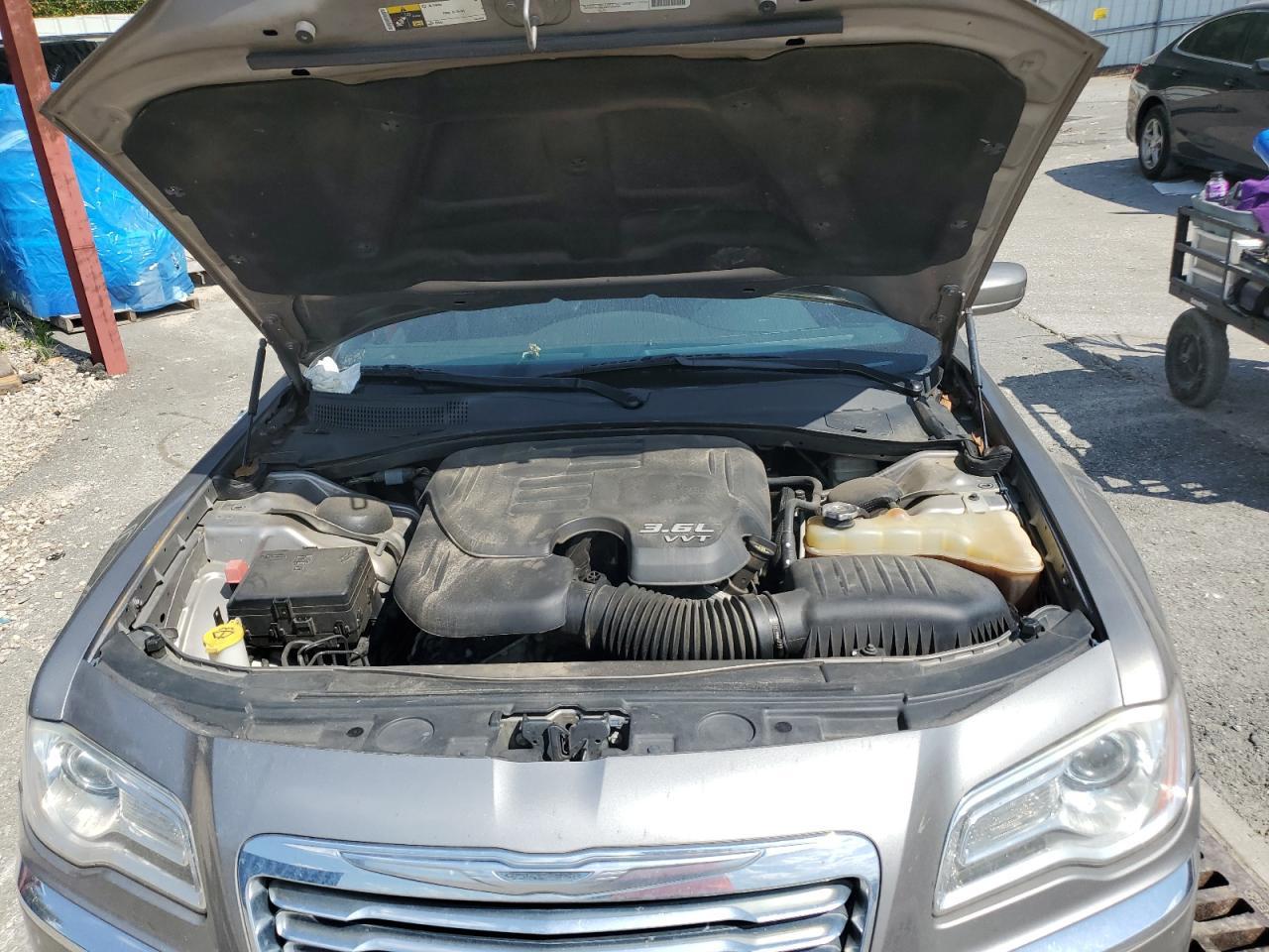 2014 CHRYSLER 300