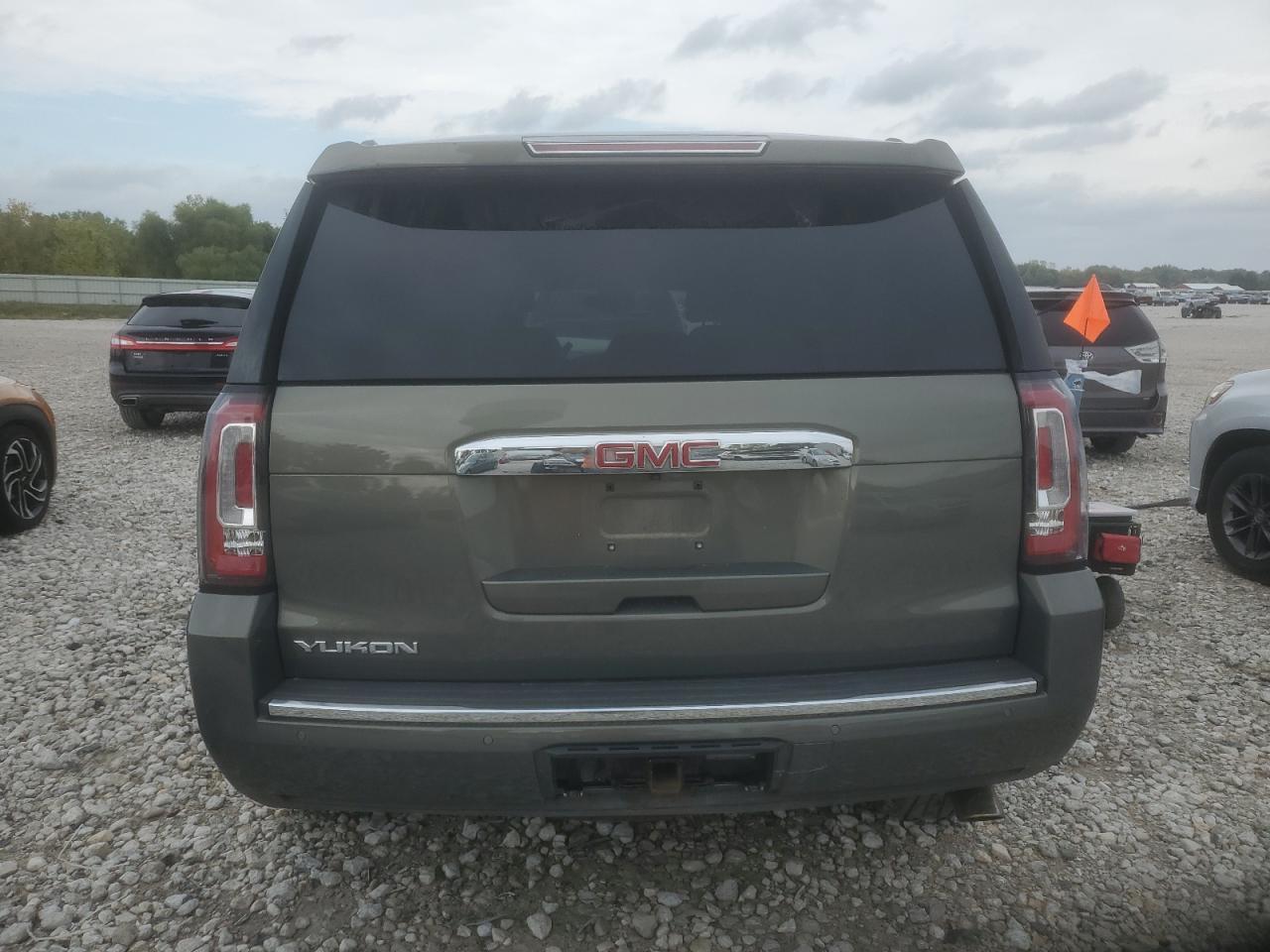 2017 GMC Yukon