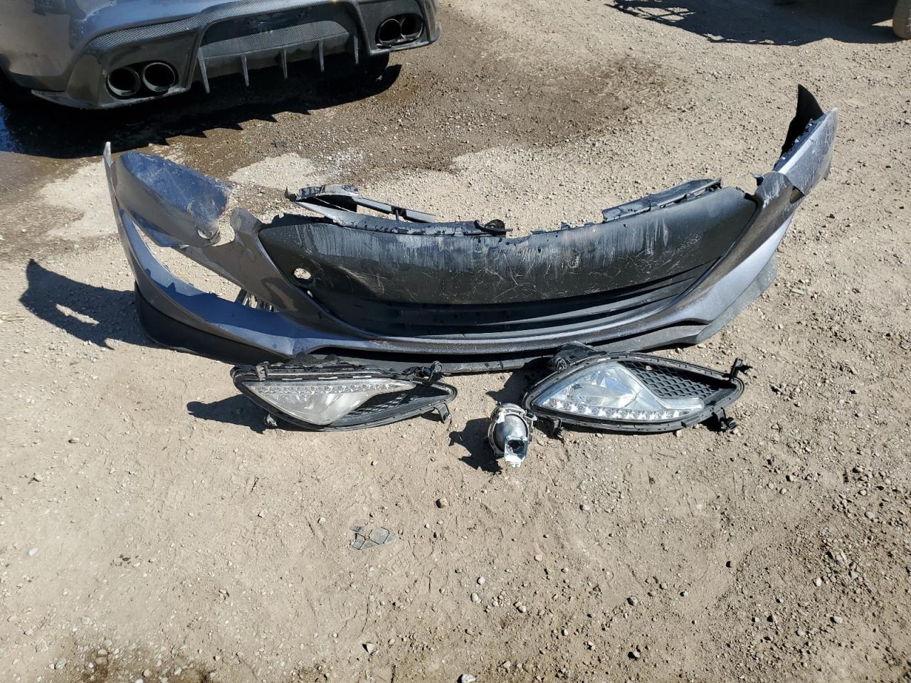 2015 HYUNDAI GENESIS
