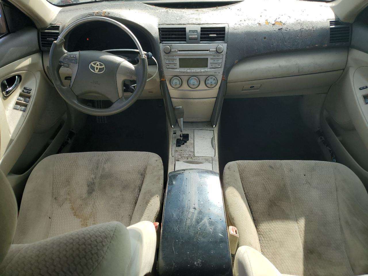 2011 TOYOTA CAMRY