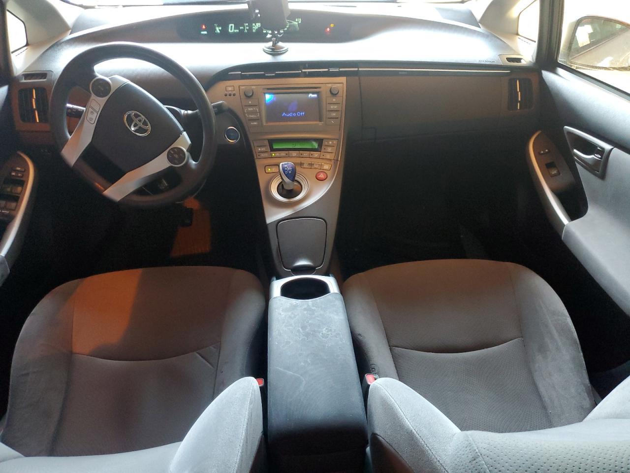 2014 TOYOTA PRIUS