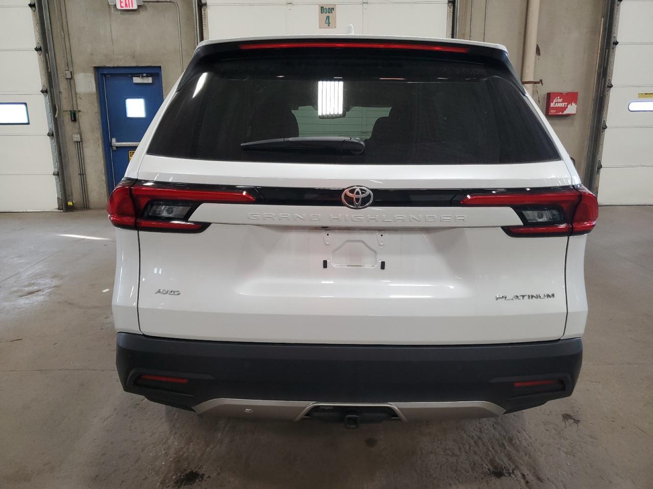 2024 TOYOTA HIGHLANDER