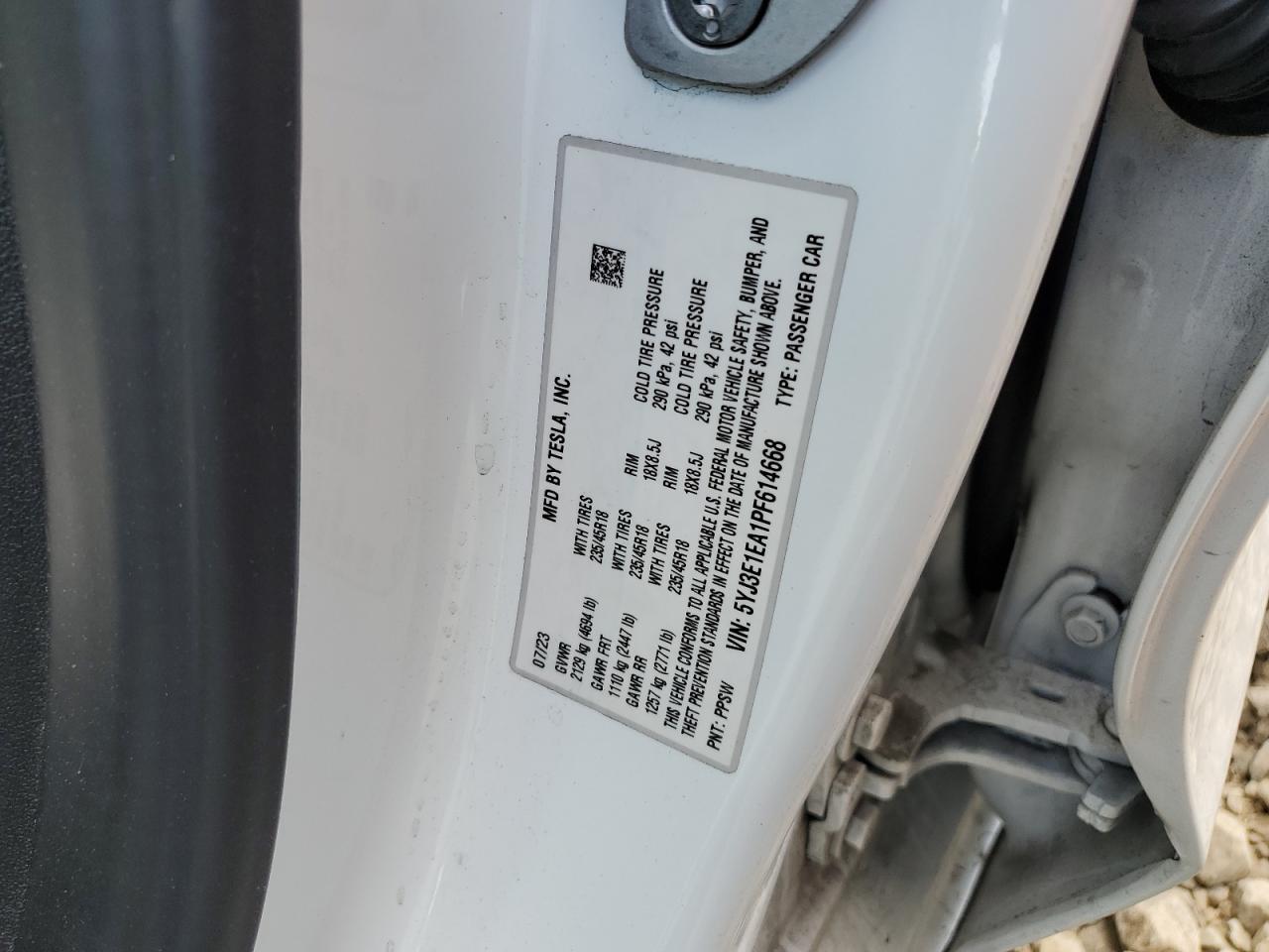 2023 TESLA MODEL 3
