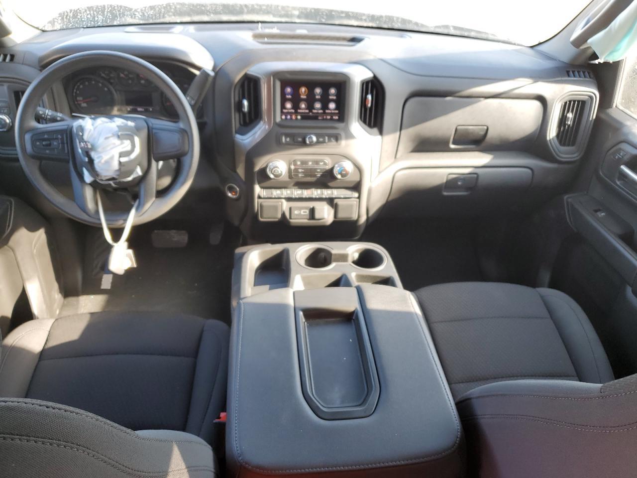 2025 GMC Sierra