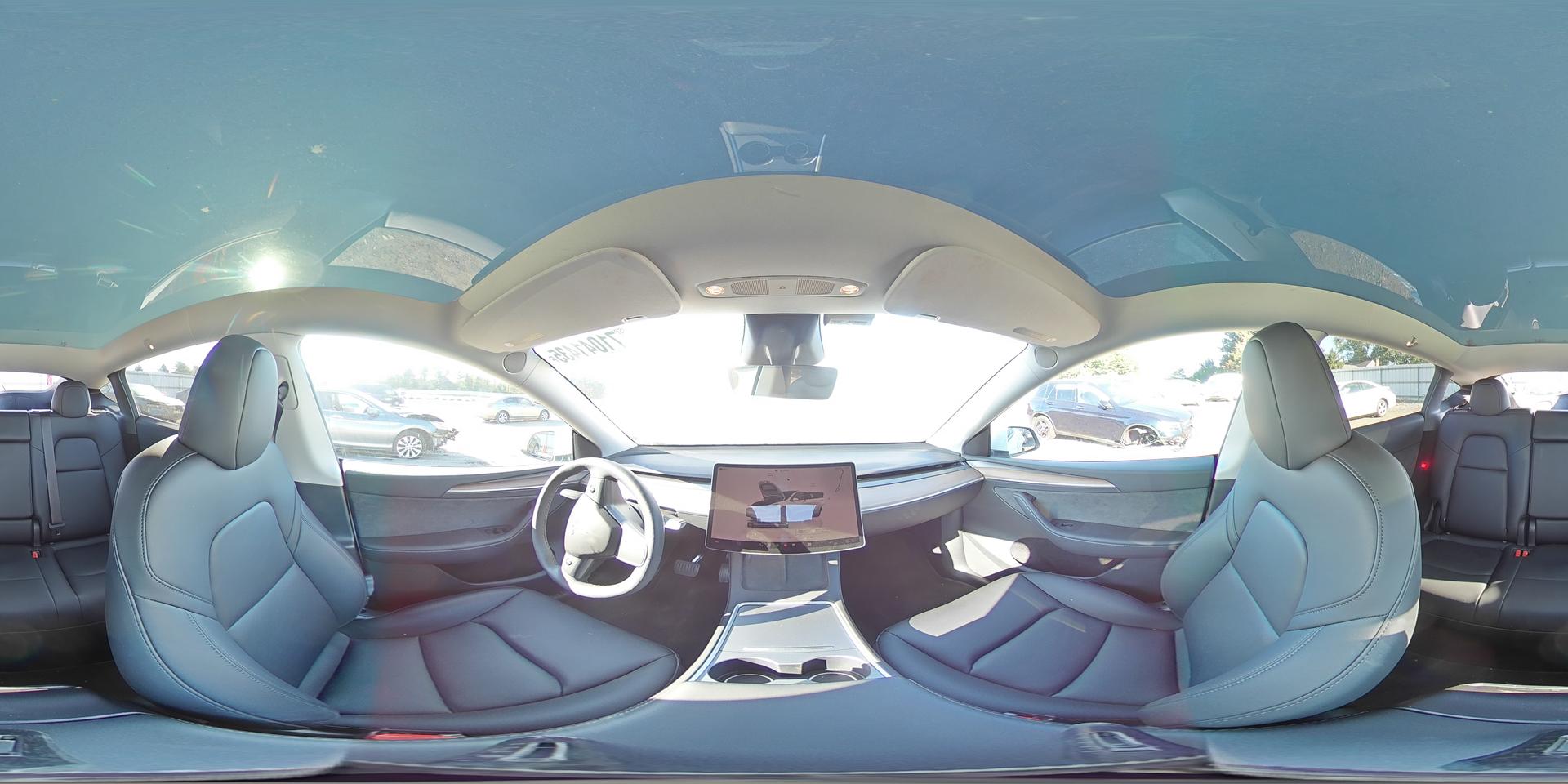 2025 TESLA MODEL Y