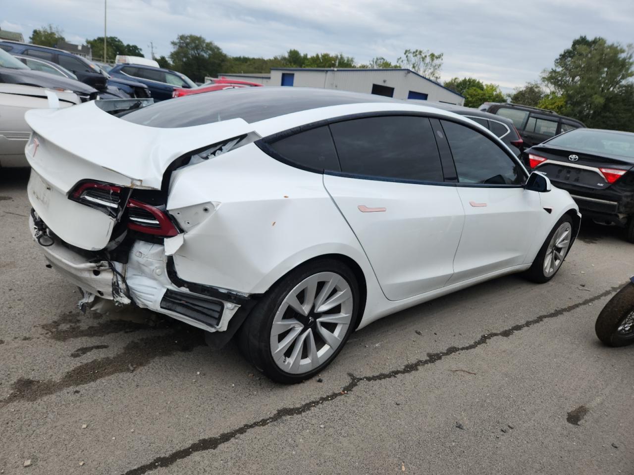 2021 TESLA MODEL 3