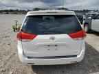 2012 TOYOTA SIENNA