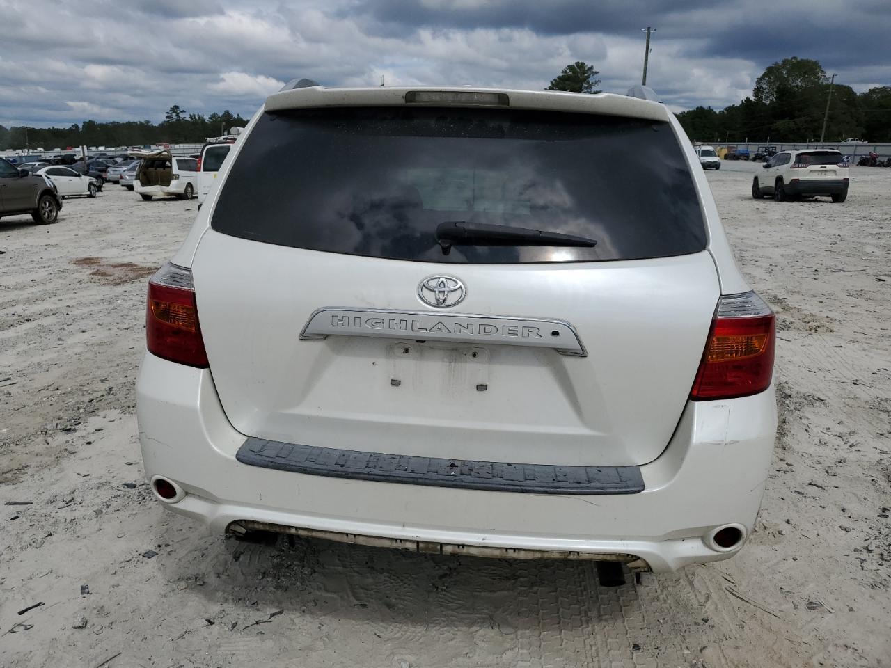 2010 TOYOTA HIGHLANDER
