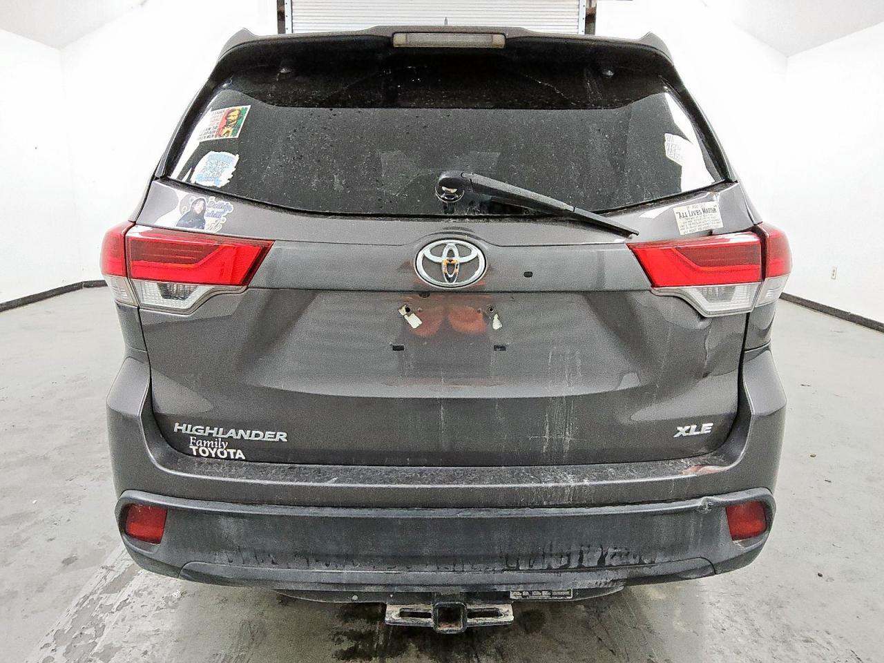 2019 TOYOTA HIGHLANDER