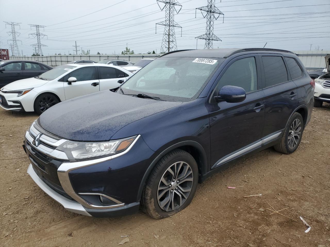 2016 MITSUBISHI outlander
