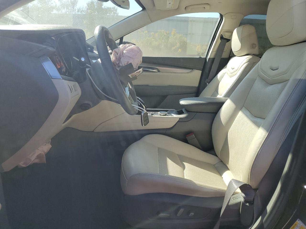 2021 CADILLAC XT5