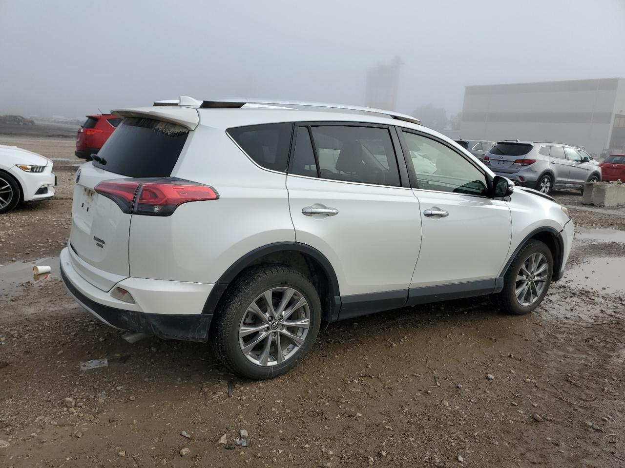 2016 TOYOTA RAV4