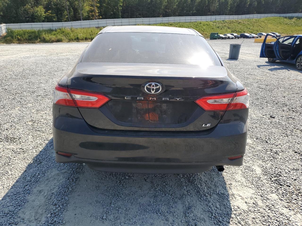 2018 TOYOTA CAMRY