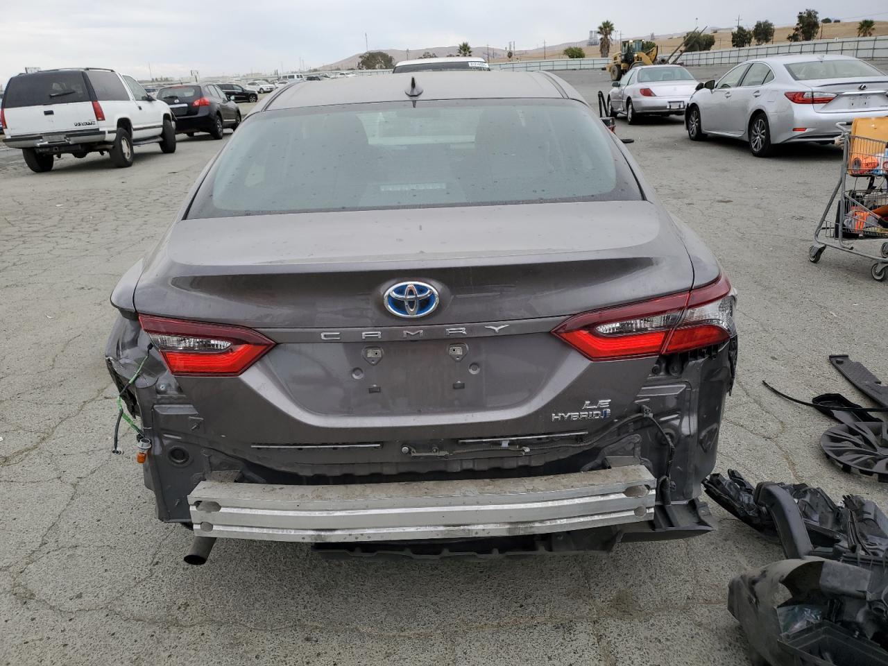 2024 TOYOTA CAMRY
