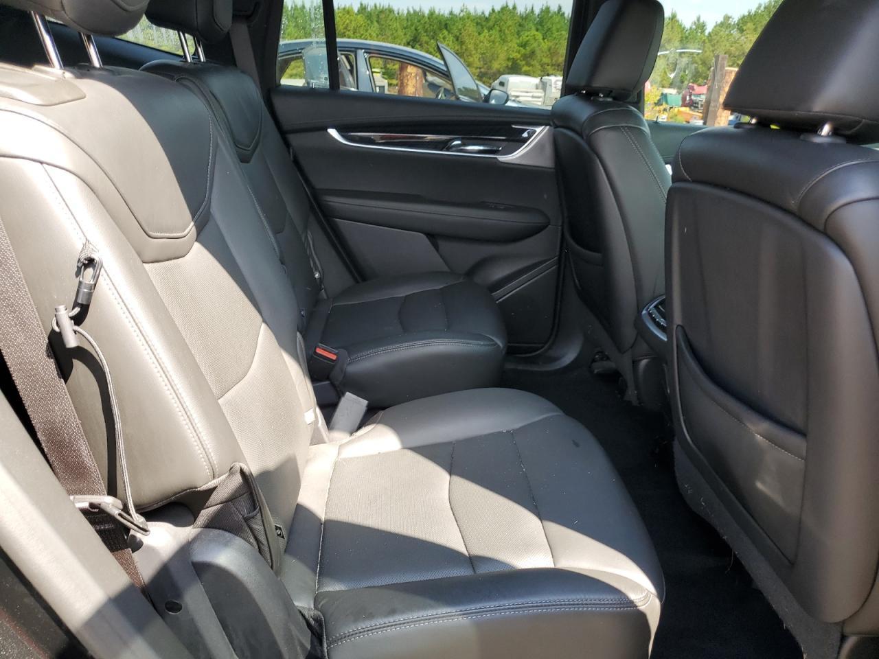 2020 CADILLAC XT6