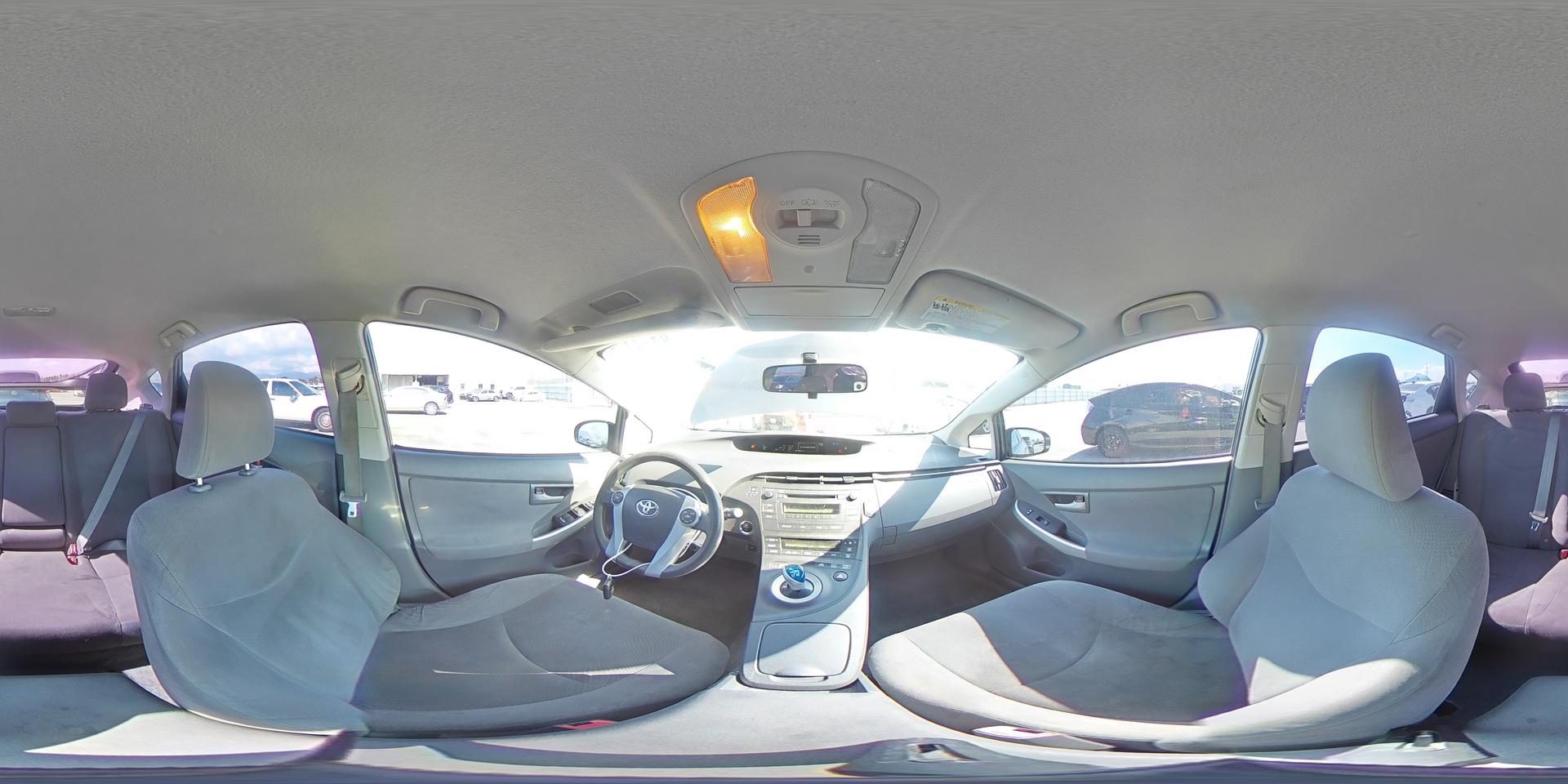 2011 TOYOTA PRIUS