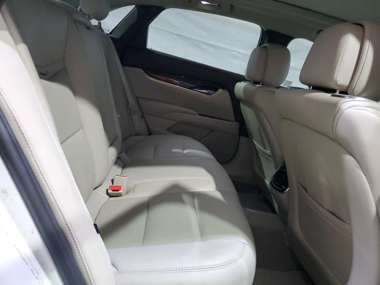 2014 CADILLAC XTS
