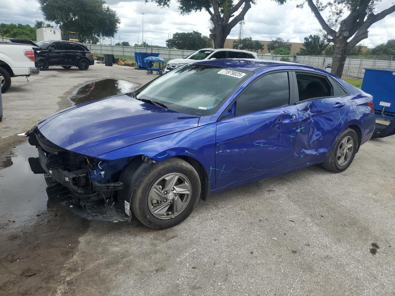 2024 HYUNDAI ELANTRA