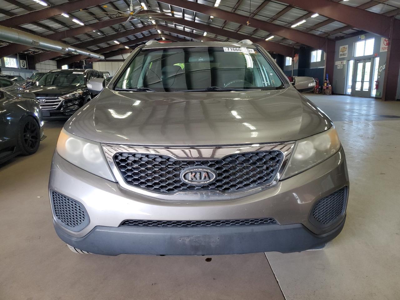 2011 KIA SORENTO