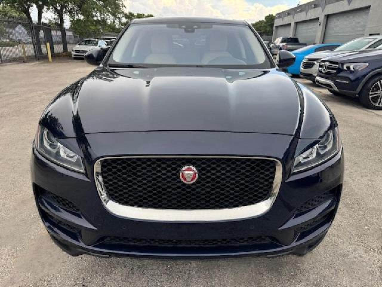 2020 JAGUAR F-Pace
