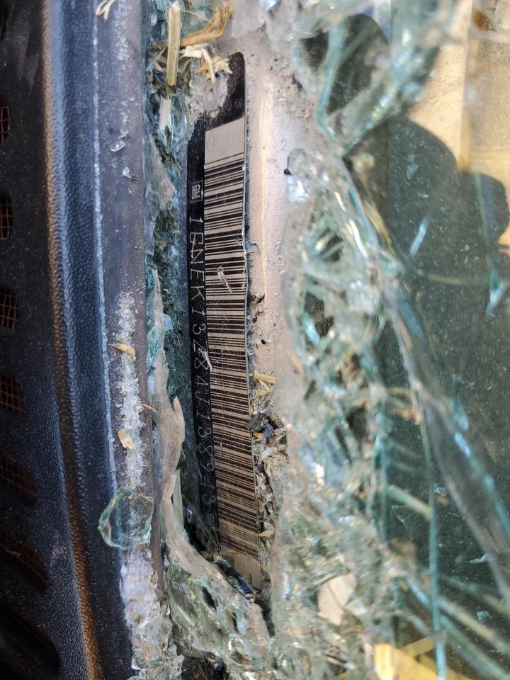 2004 CHEVROLET Tahoe