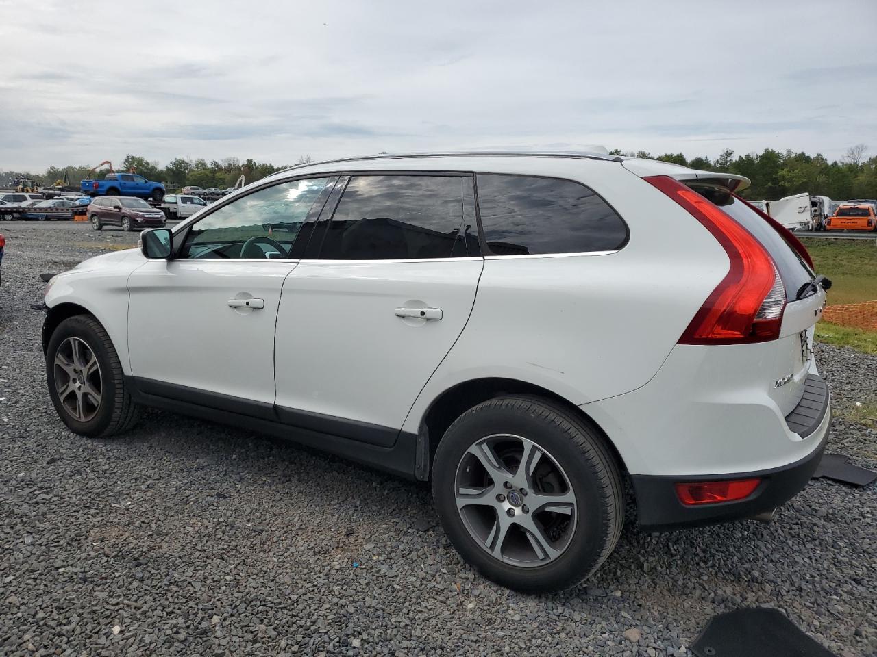 2013 VOLVO XC60