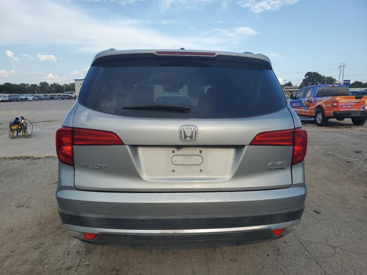 2017 HONDA PILOT