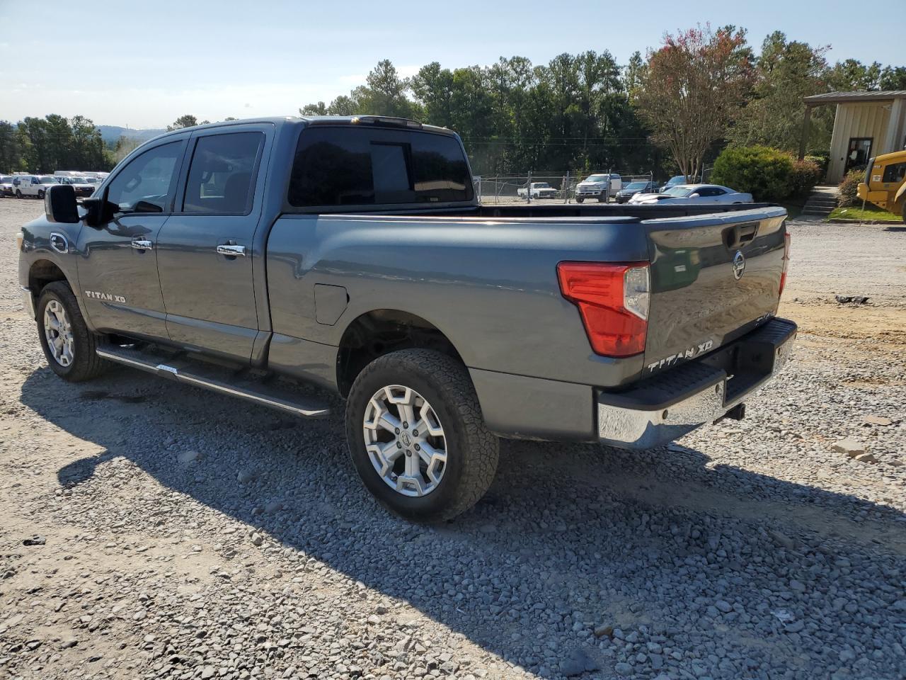 2016 NISSAN Titan